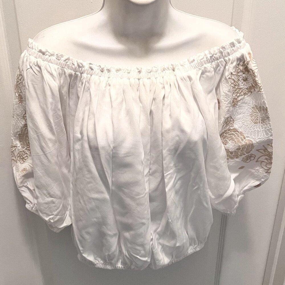 Solitare Women's Embroidered Puffy Off Shou Peasant Boho CropTop-Sz. S-White/Tan